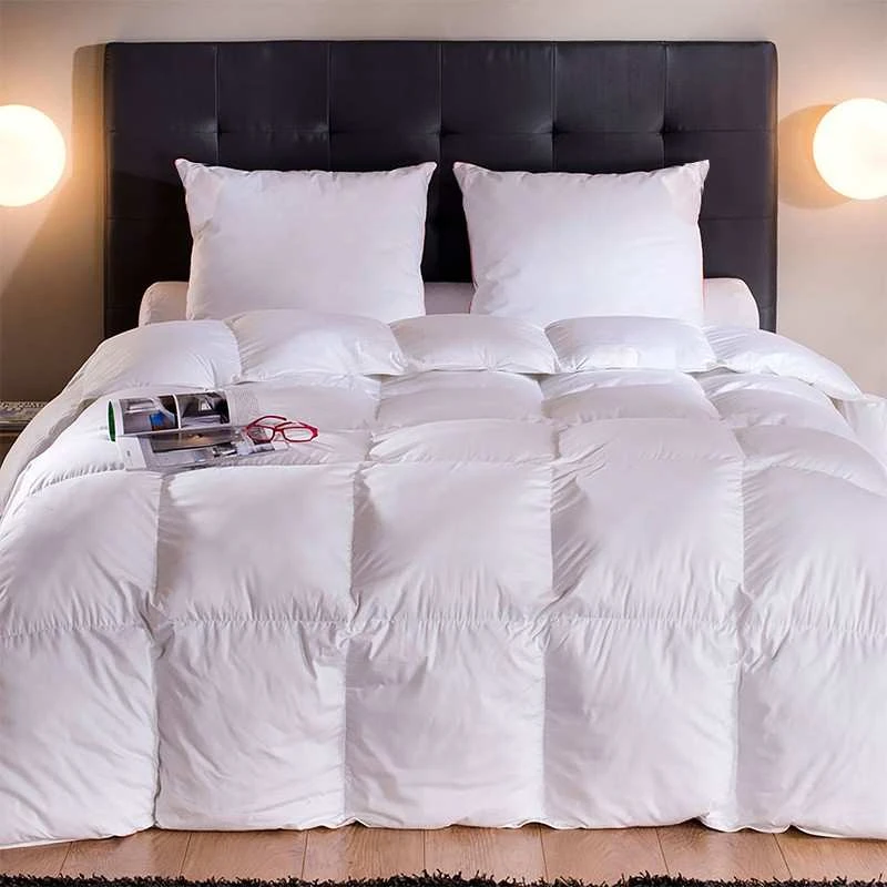 Couette AQUITAINE Tempérée 90% Duvet Neuf De France 10% Plumettes 220 G/m2 3 Couette AQUITAINE Tempérée 90% Duvet Neuf De France 10% Plumettes 220 G/m2